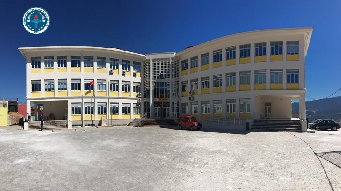 Atatürk Mesleki ve Teknik Anadolu Lisesi Fotoğrafı